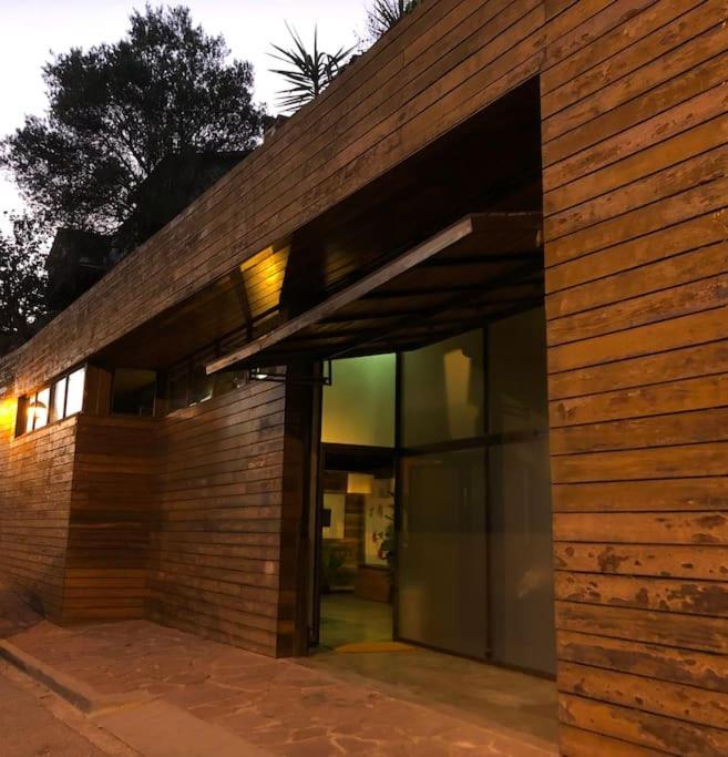 Villa The Loft - With Private Pool & Jacuzzi à Corbera de Llobregat Extérieur photo